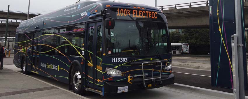 Battery electric bus at 22nd street station