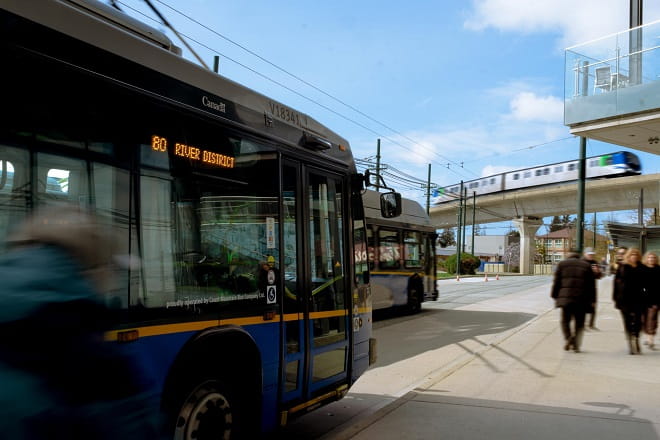 Route 80 River District bus at Marine Drive Station
